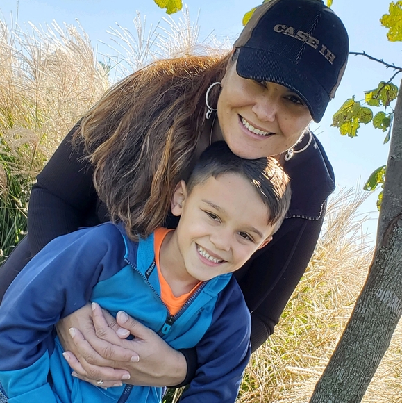 Meet your Posher, Yvonne - Picture 3 of 10